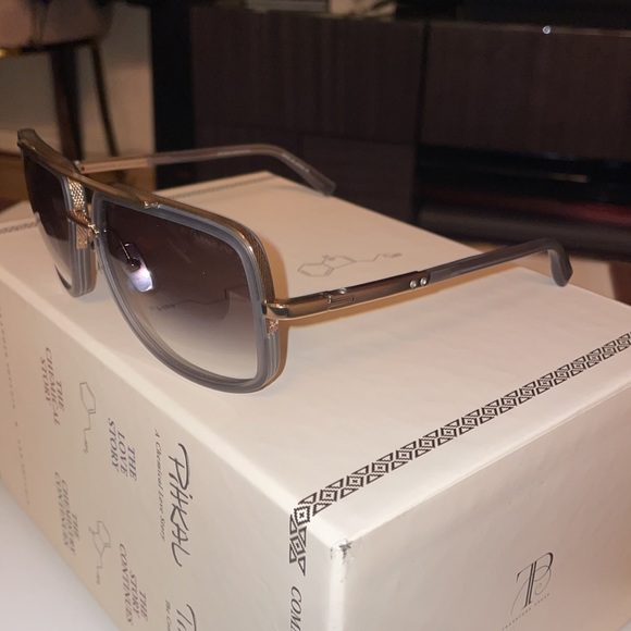 *Dita* Grey // Rose Gold Mach One - Picture 3 of 6